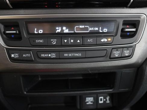 Used 2023 Honda Ridgeline Sport image 21