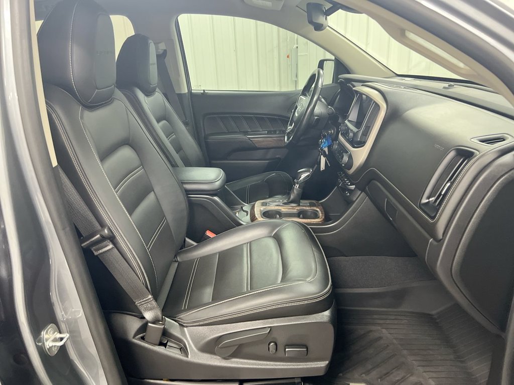 Used 2022 GMC Canyon Denali AWD/4WD image 22