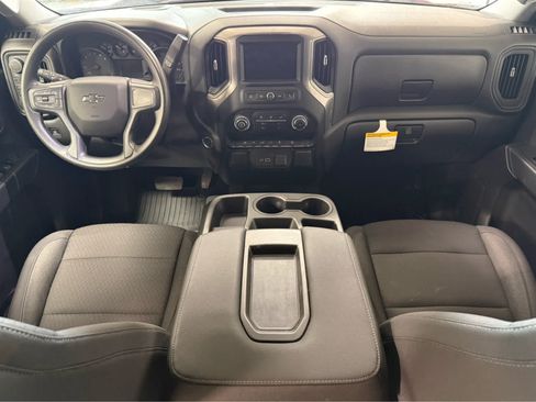 Used 2026 Chevrolet Silverado 1500 Custom Trail Boss AWD/4WD image 15
