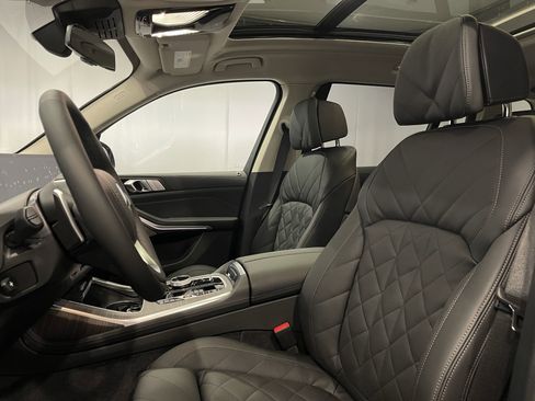 New 2026 BMW X7 xDrive40i image 8