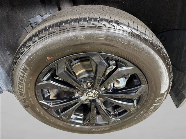 Used 2024 Toyota RAV4 SE AWD/4WD image 19