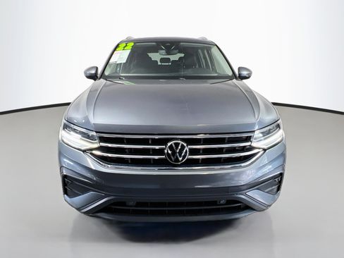 Used 2022 Volkswagen Tiguan SE FWD image 11