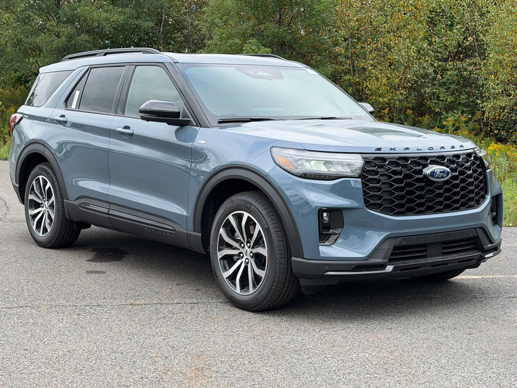New 2026 Ford Explorer ST-Line AWD/4WD image 1