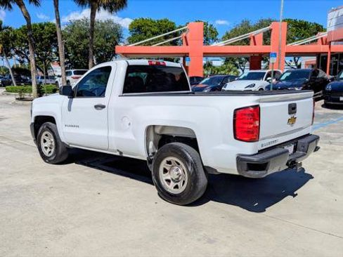 Used 2017 Chevrolet Silverado 1500 W/T w/ Trailering Package image 4