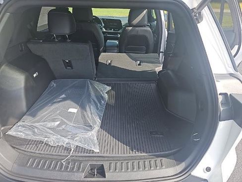 New 2026 Chevrolet Equinox LT w/ Convenience Package II image 24