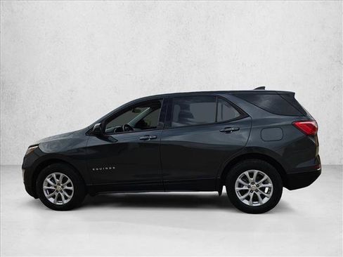 Used 2018 Chevrolet Equinox LS image 8
