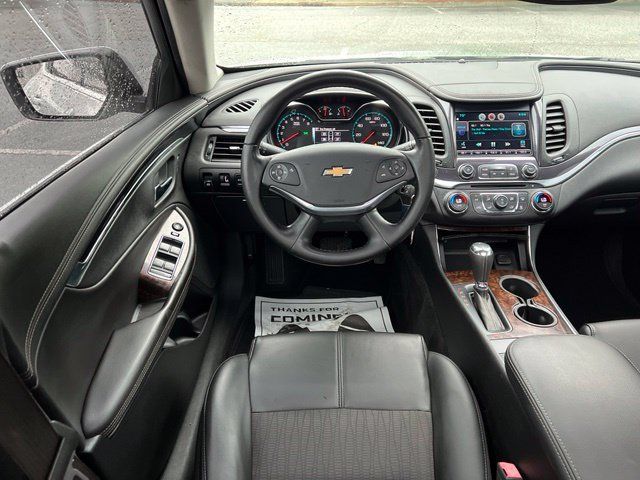 Used 2015 Chevrolet Impala LT w/ Convenience Package FWD image 30