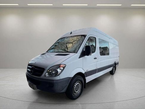 Used 2013 Mercedes-Benz Sprinter 2500 image 14