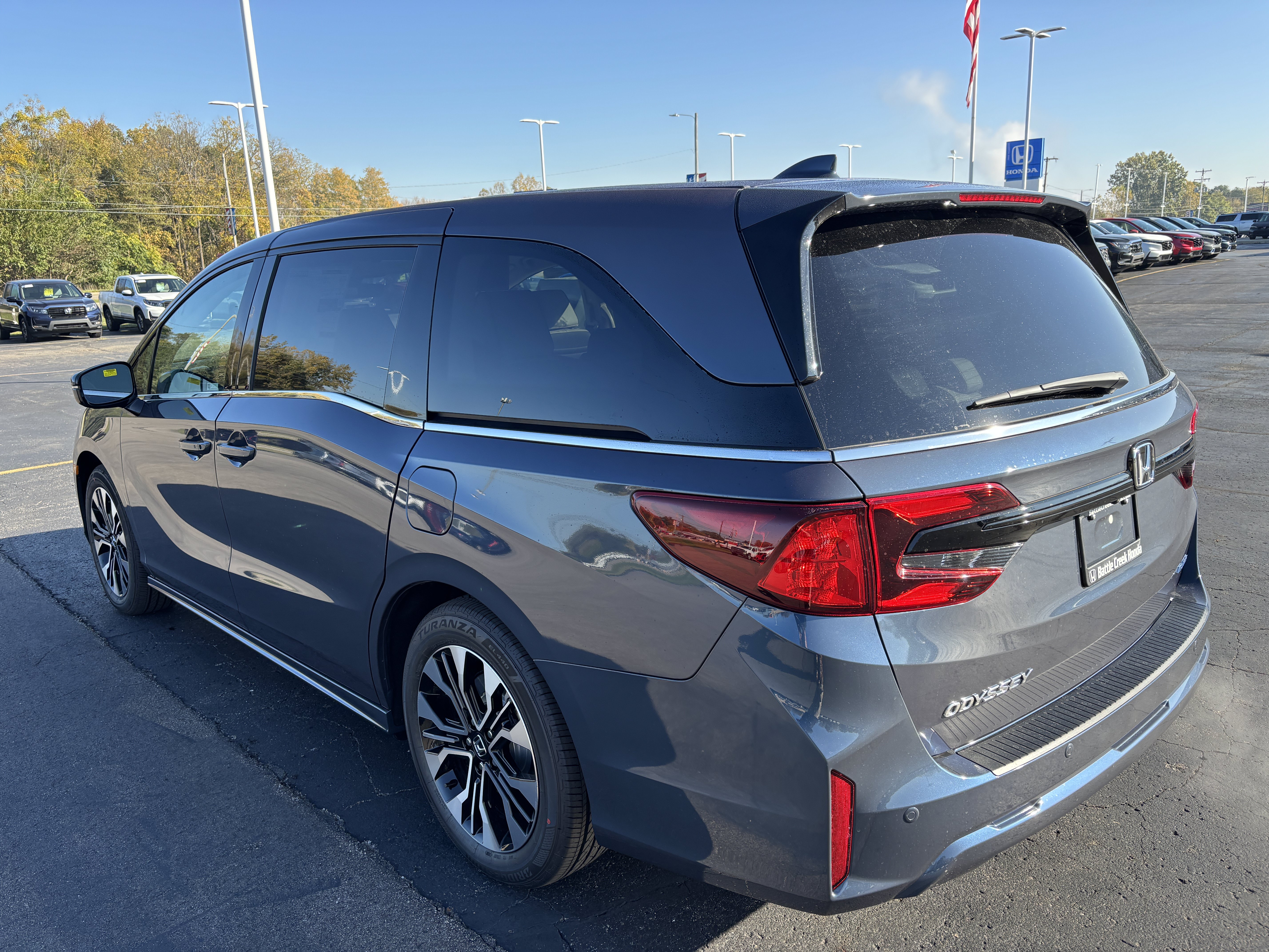 New 2027 Honda Odyssey Elite image 8