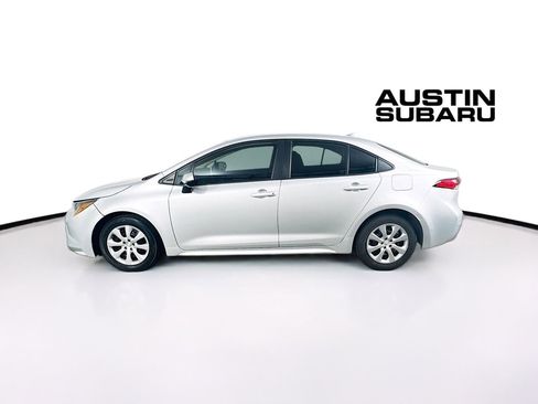 Used 2020 Toyota Corolla LE FWD image 4