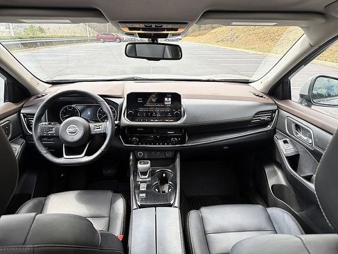 Used 2021 Nissan Rogue SL w/ Premium Package FWD image 19