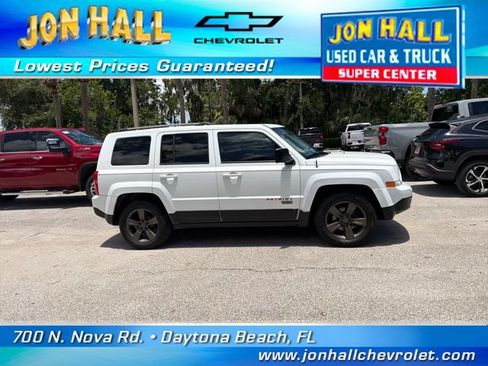 Used 2017 Jeep Patriot 75th Anniversary w/ Power Value Group FWD image 11