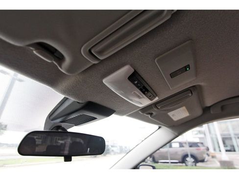 Used 2024 Nissan Kicks SV image 17