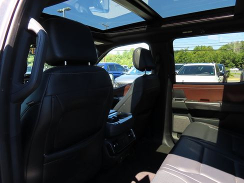 Used 2021 Ford F150 Lariat w/ Equipment Group 502A High image 33