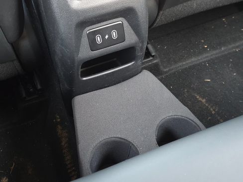 Used 2026 Hyundai Venue SEL FWD image 15