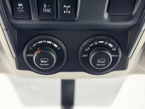 Used 2016 Toyota 4Runner Trail image 26