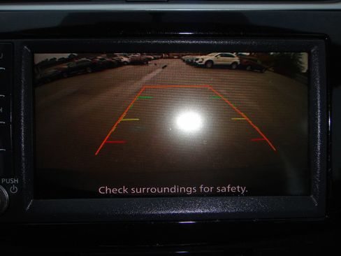 Used 2019 Nissan Sentra SR image 9