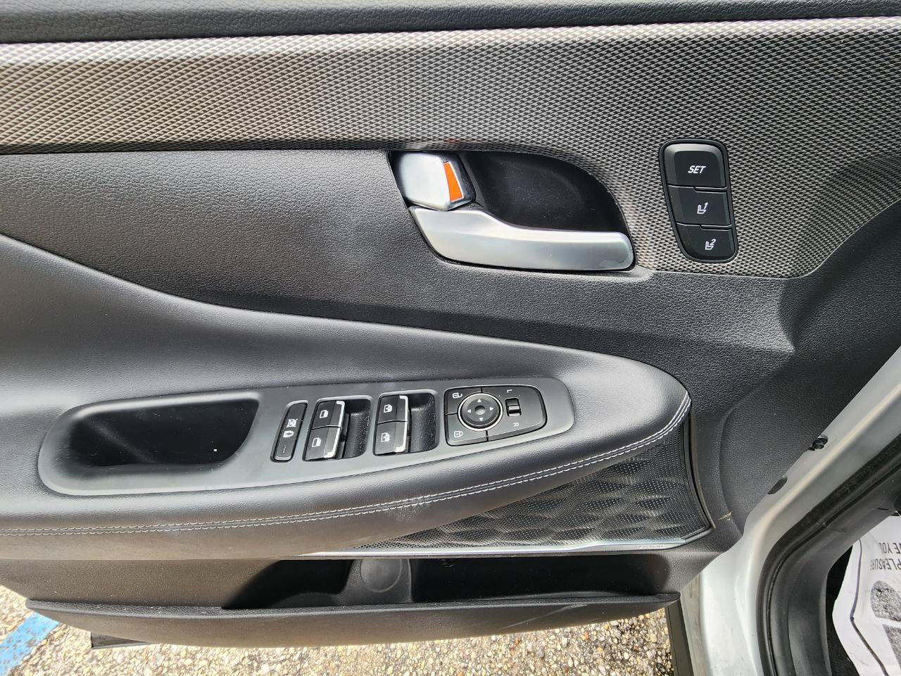 Used 2020 Hyundai Santa Fe Limited FWD image 17
