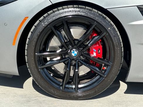 Used 2025 BMW Z4 M40i w/ Edition RWD image 14