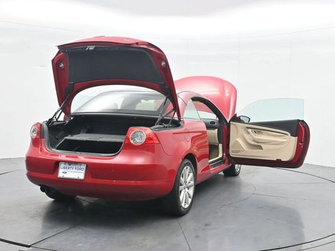 Used 2010 Volkswagen Eos Komfort FWD image 42