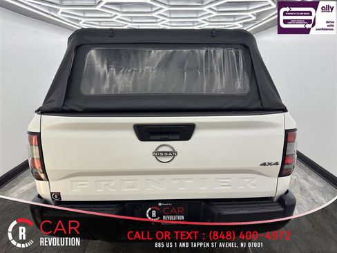 Used 2022 Nissan Frontier S AWD/4WD image 5