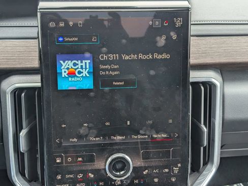 Certified 2024 GMC Acadia Denali image 29