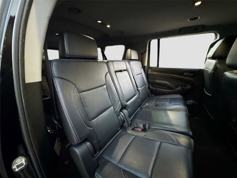 Used 2018 GMC Yukon XL SLE image 26