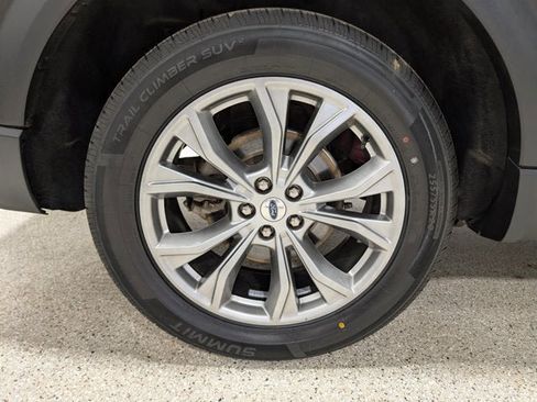 Used 2022 Ford Explorer XLT w/ Equipment Group 202A AWD/4WD image 11
