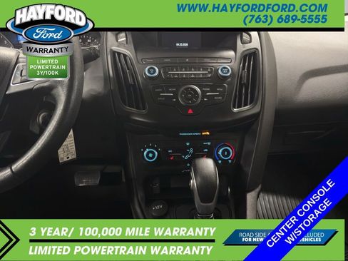 Used 2018 Ford Focus SE w/ Cold Weather Package FWD image 19