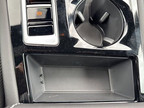 New 2026 Volkswagen Atlas Cross Sport SE image 22