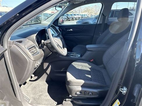 Certified 2024 Chevrolet Equinox LT w/ LPO, Floor Liner Package image 18