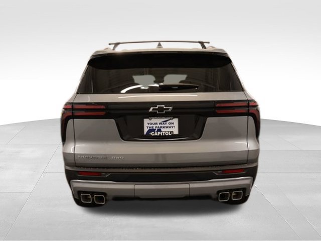 New 2026 Chevrolet Traverse LT w/ Driver Confidence Package AWD/4WD image 4