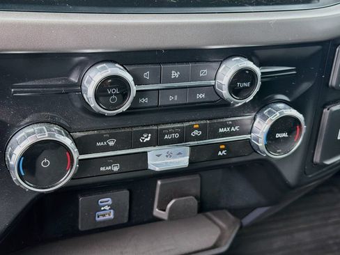 Used 2024 Ford F150 XLT AWD/4WD image 18