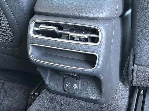 Certified 2026 Genesis GV70 2.5T AWD/4WD image 38