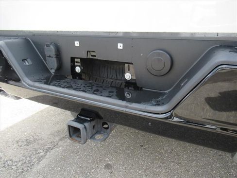 Used 2021 Chevrolet Silverado 1500 Custom Trail Boss w/ Safety Confidence Package AWD/4WD image 30
