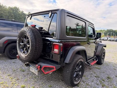 Used 2023 Jeep Wrangler Sport AWD/4WD image 14