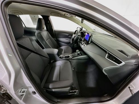 Used 2024 Toyota Corolla LE FWD image 32