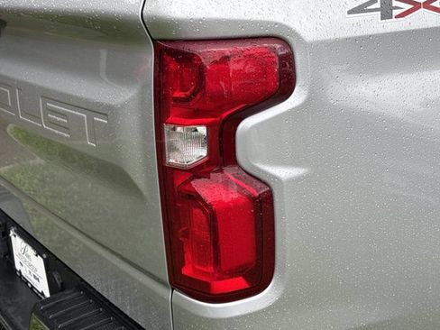 Used 2022 Chevrolet Silverado 1500 LTZ w/ Safety Package II AWD/4WD image 9