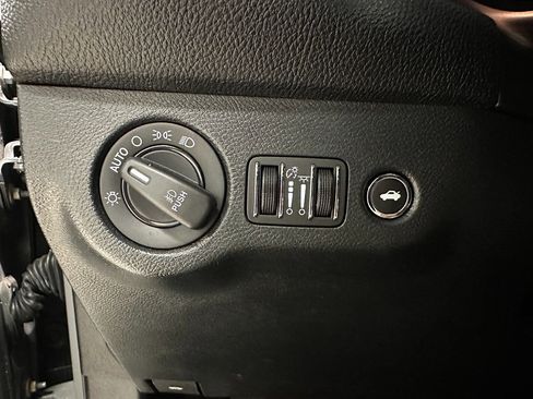 Used 2018 Dodge Challenger GT w/ Driver Convenience Group image 25