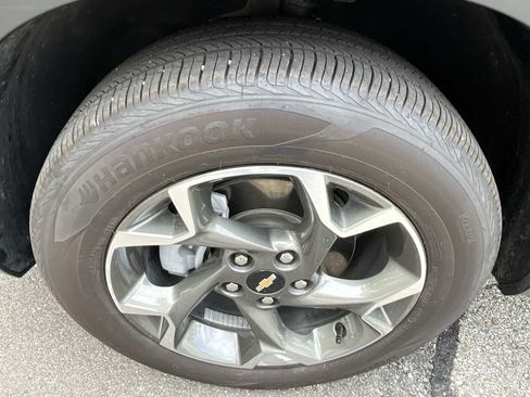 Used 2025 Chevrolet Trax LT w/ Driver Confidence Package image 30