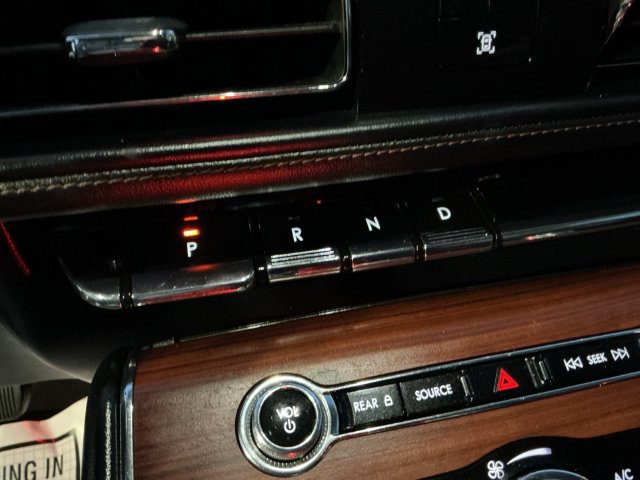 Used 2021 Lincoln Aviator Reserve w/ Equipment Group 210A AWD/4WD image 18