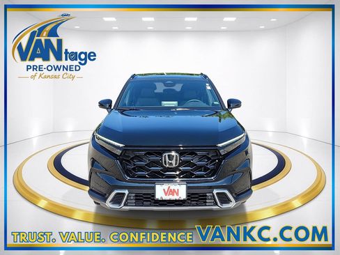 Used 2026 Honda CR-V Sport Touring image 2