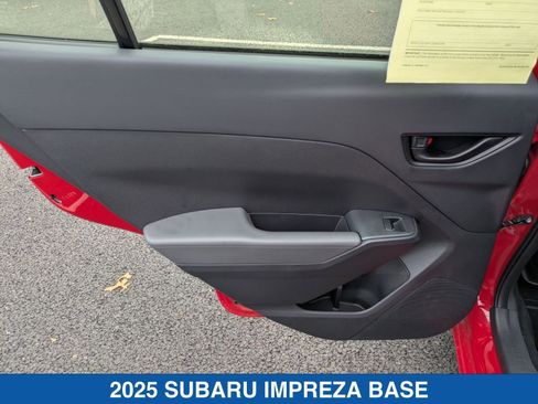 Certified 2025 Subaru Impreza 2.0i image 28