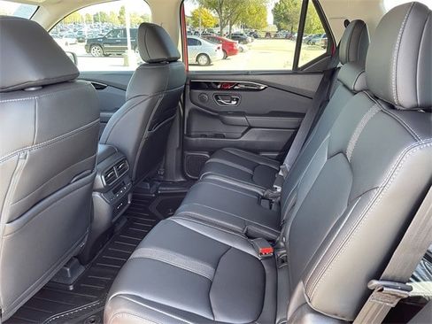 New 2025 Honda Pilot Touring image 26