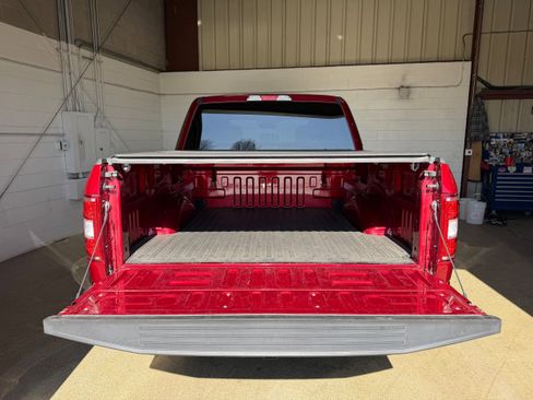 Certified 2018 Ford F150 XLT w/ Equipment Group 302A Luxury image 28