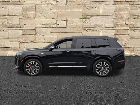 Used 2024 Cadillac XT6 Sport AWD/4WD image 2