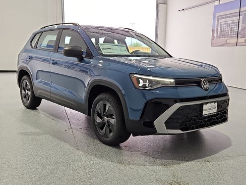 New 2026 Volkswagen Taos S FWD image 5