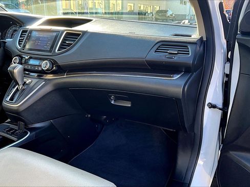 Used 2016 Honda CR-V Touring image 17