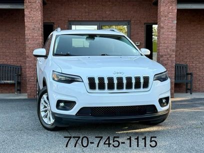 Used 2019 Jeep Cherokee Latitude w/ Popular Appearance Group