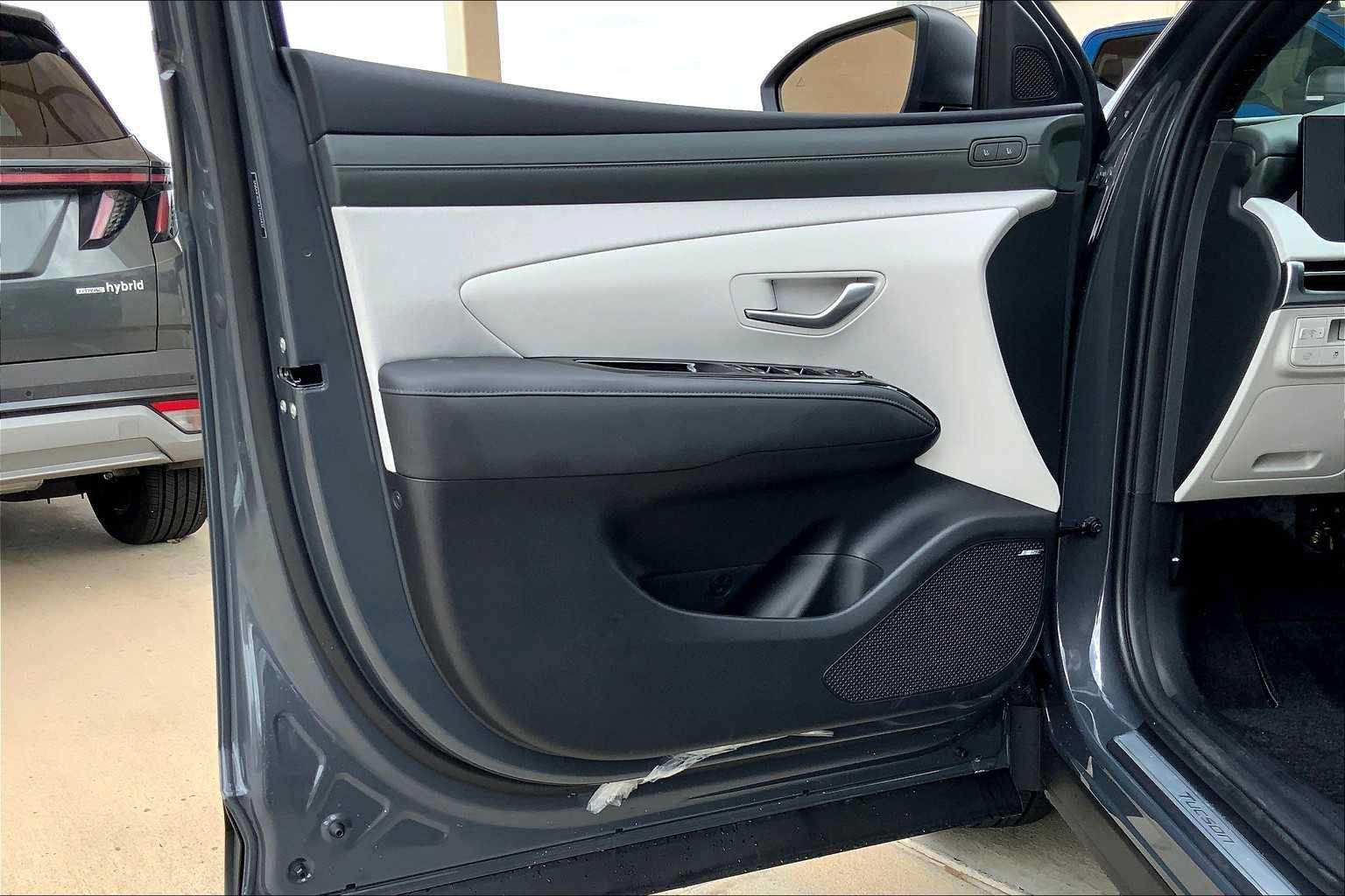 New 2026 Hyundai Tucson Limited AWD/4WD image 10